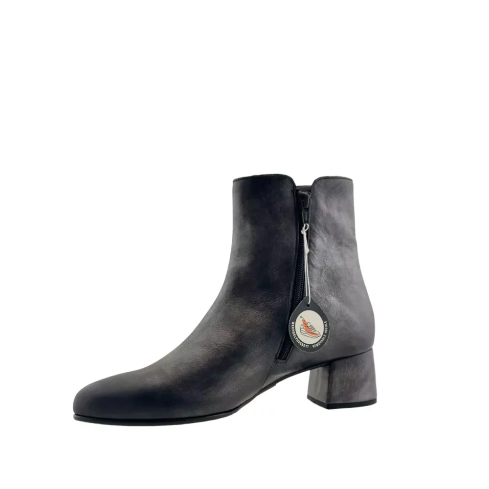 Gabor Gabor | 35.680