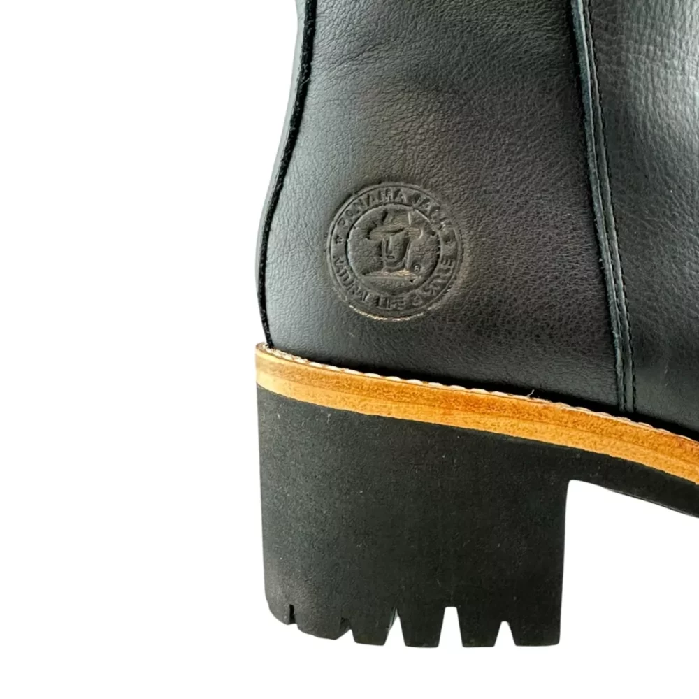 Panama Jack Panama Jack | Polet