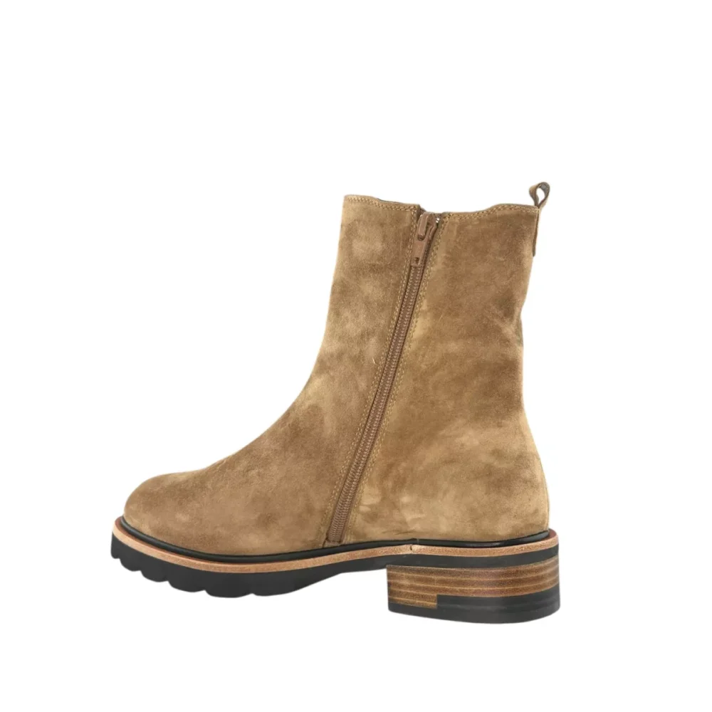 Nathan Baume Nathan Baume | 252-N13