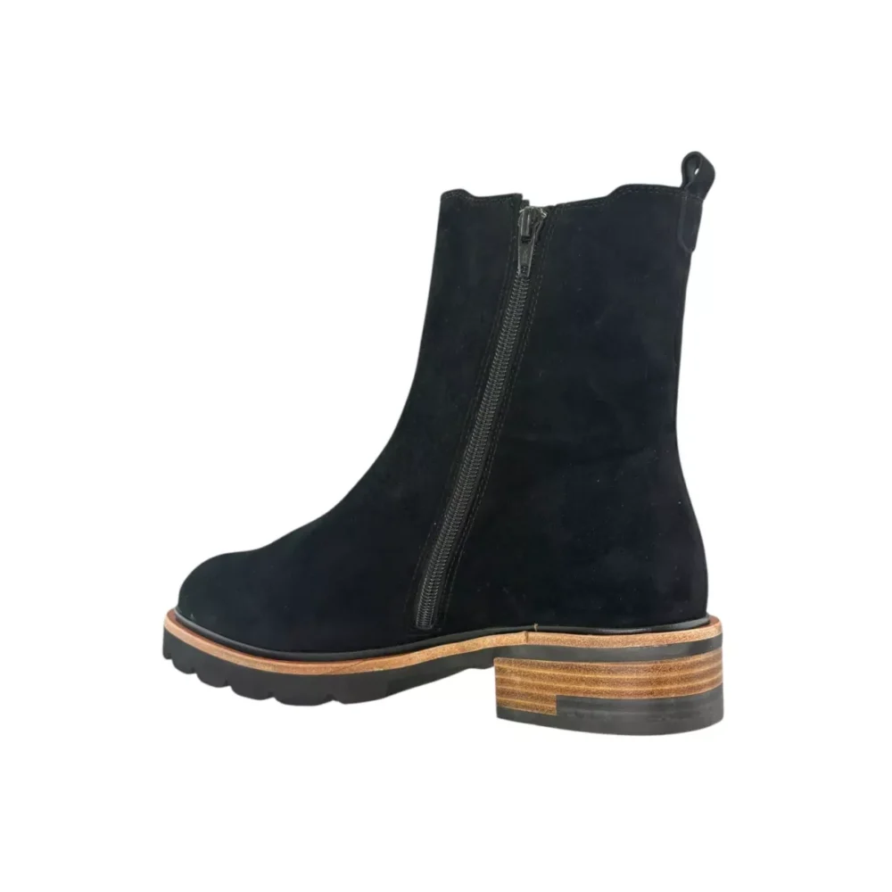 Nathan Baume Nathan Baume | 252-N13